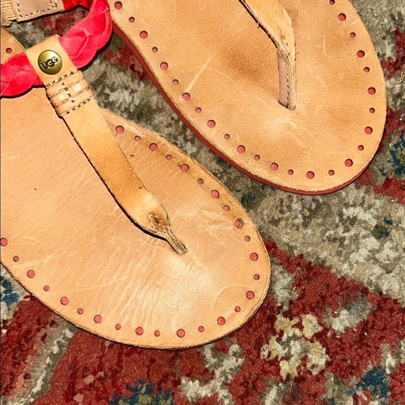 UGG Tan and Red T-Strap Sandals - Picture 4 of 9